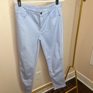 CHICOS WOMENS SO SLIMMING GIRLFRIEND ANKLE JEAN SZ 0 PALE BLUE